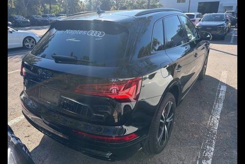 2025 Audi Q5 45 S line quattro Premium