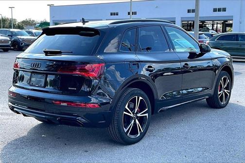 2025 Audi Q5 45 S line quattro Premium