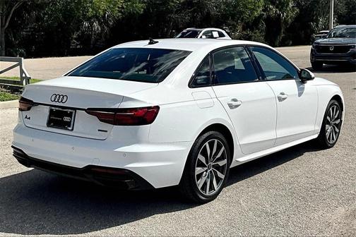 2022 Audi A4 40 Premium Plus