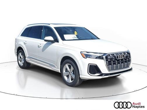 2025 Audi Q7 55 Premium