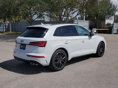 2025 Audi SQ5 3.0T Premium