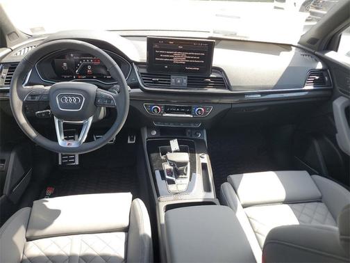 2025 Audi SQ5 3.0T Premium
