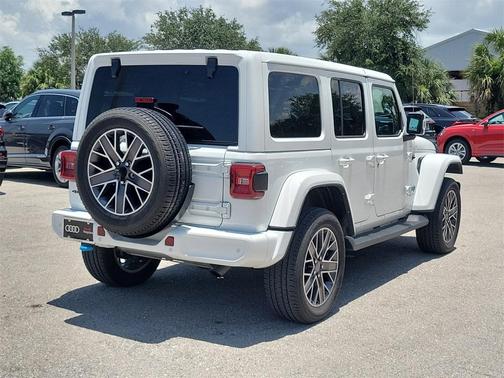 2022 Jeep Wrangler Unlimited 4xe Sahara