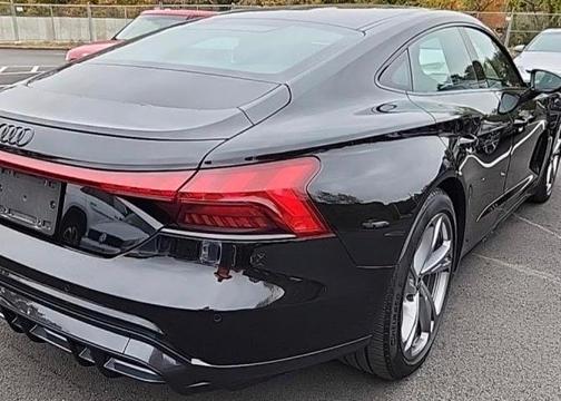 2023 Audi e-tron GT Premium Plus