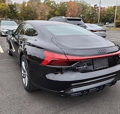 2023 Audi e-tron GT Premium Plus