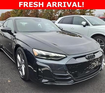 2023 Audi e-tron GT Premium Plus