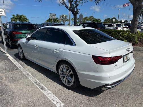 2024 Audi A4 45 S line quattro Premium