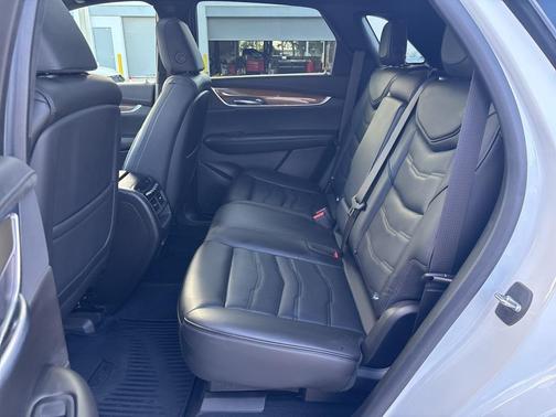 2019 Cadillac XT5 Platinum