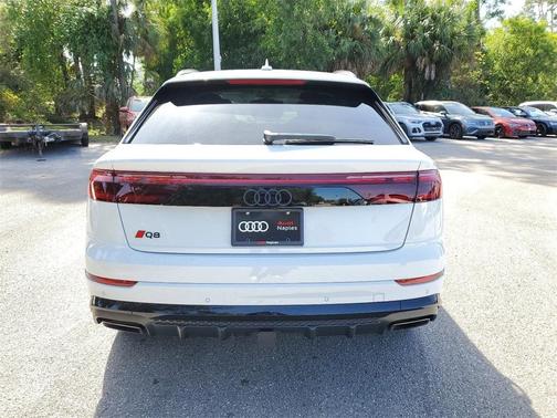 2025 Audi Q8 55 Premium