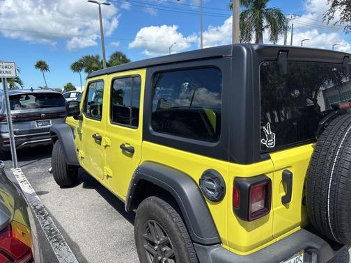 2024 Jeep Wrangler Sport