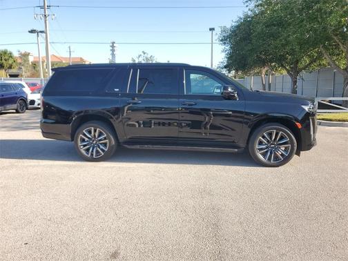 2023 Cadillac Escalade ESV Sport