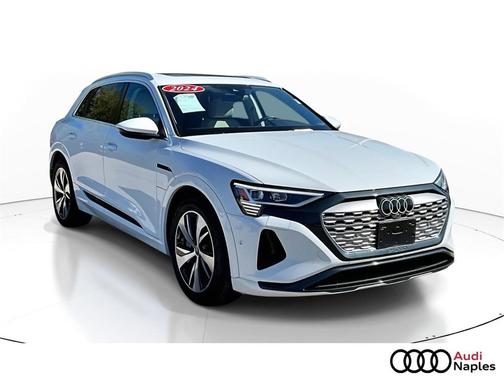2024 Audi Q8 e-tron Premium