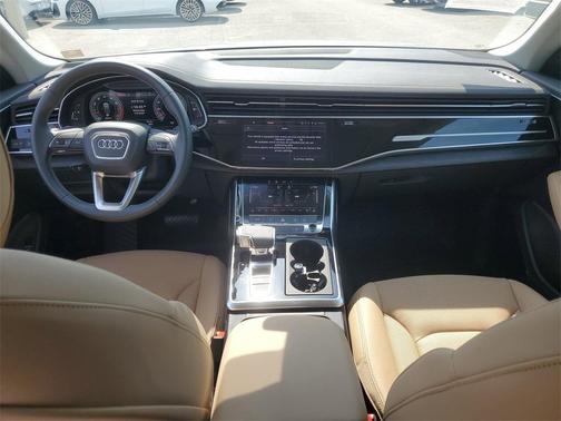 2025 Audi Q8 55 Premium