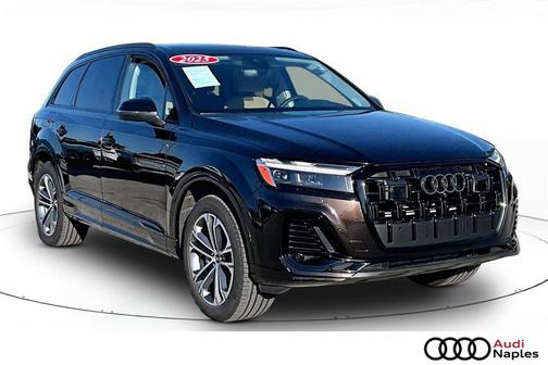 2025 Audi Q7 45 Premium Plus