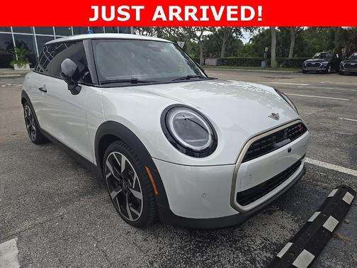 2025 MINI Hardtop 