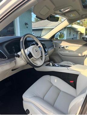 2023 Volvo XC90 B6 Plus 7-Seater