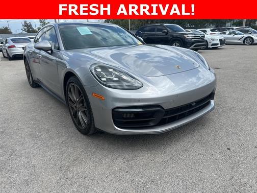 2021 Porsche Panamera 4