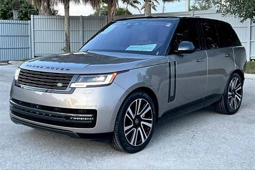 2023 Land Rover Range Rover P530 SE