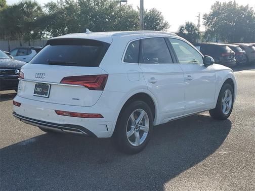 2025 Audi Q5 40 Premium
