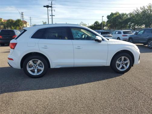 2025 Audi Q5 40 Premium