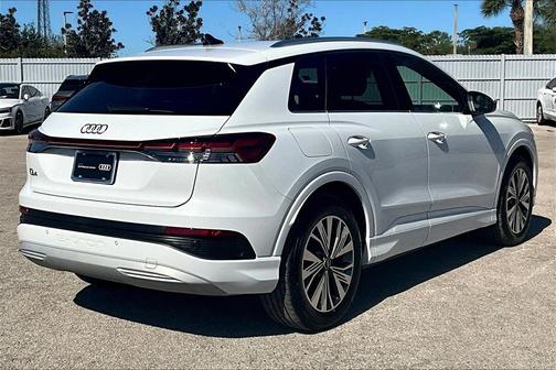 2025 Audi Q4 e-tron 45 Premium