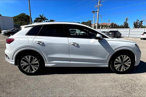 2025 Audi Q4 e-tron 45 Premium