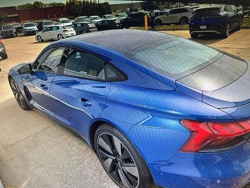 2023 Audi e-tron GT Prestige