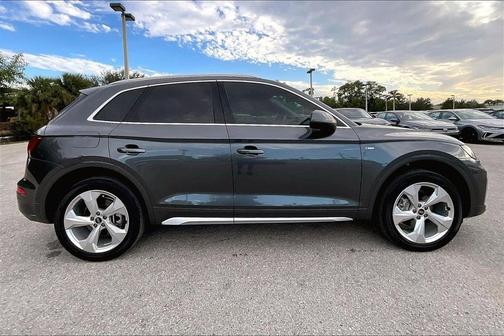 2023 Audi Q5 45 S line Premium Plus