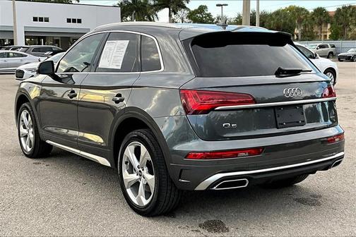 2023 Audi Q5 45 S line Premium Plus