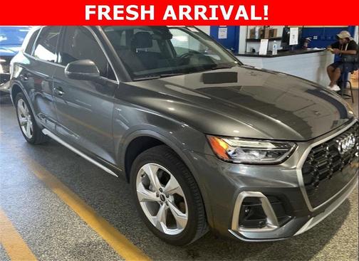 2023 Audi Q5 45 S line Premium Plus