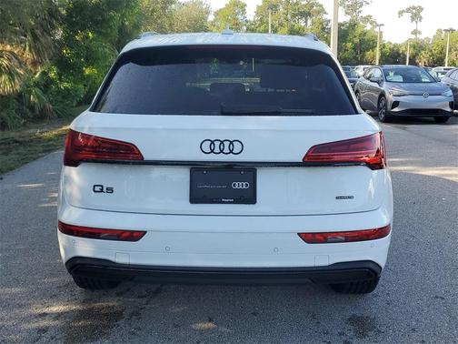 2025 Audi Q5 40 Premium