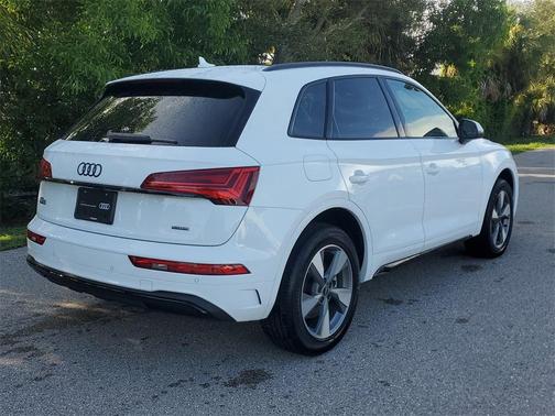 2025 Audi Q5 40 Premium