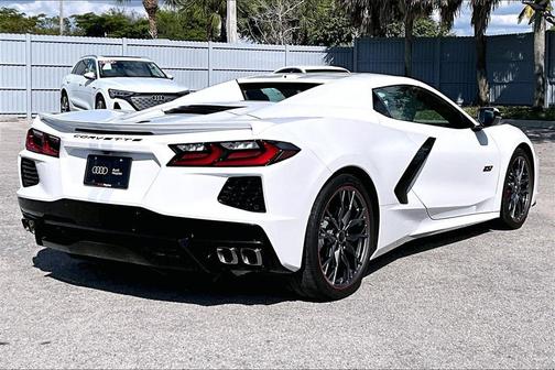 2023 Chevrolet Corvette Stingray w/3LT
