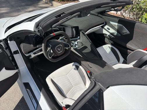 2023 Chevrolet Corvette Stingray w/3LT