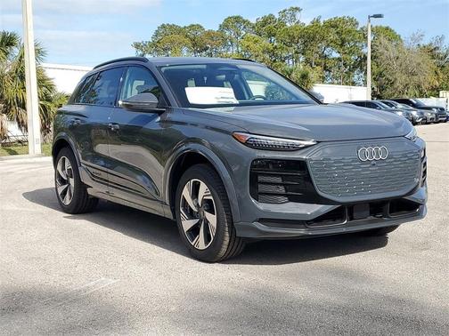 2025 Audi Q6 e-tron Premium