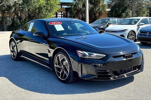 2023 Audi RS e-tron GT Base