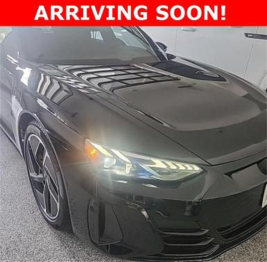 2023 Audi RS e-tron GT Base