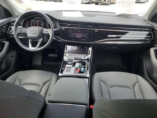 2025 Audi Q8 55 Premium