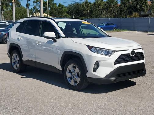 2019 Toyota RAV4 XLE