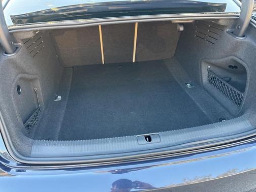 2018 Audi A4 2.0T ultra Premium