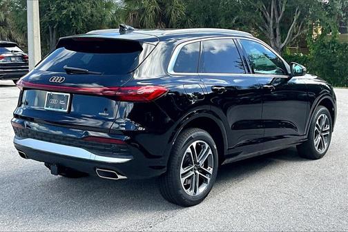 2025 Audi Q5 2.0T quattro Premium