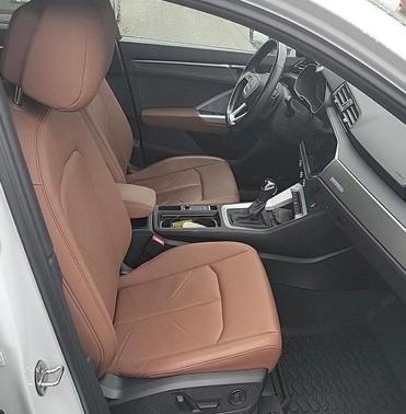 2024 Audi Q3 45 S line Premium