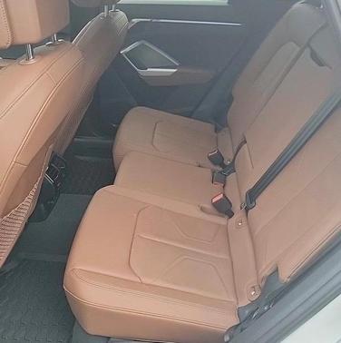 2024 Audi Q3 45 S line Premium