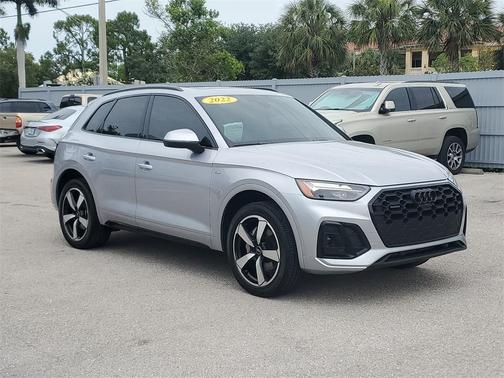 2022 Audi Q5 45 S line Premium Plus
