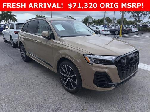 2025 Audi Q7 45 Premium Plus