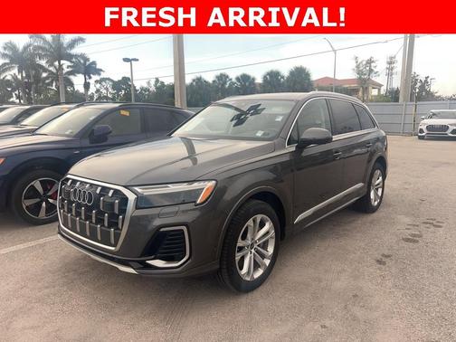 2025 Audi Q7 55 Premium Plus