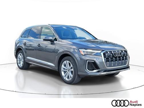 2025 Audi Q7 55 Premium