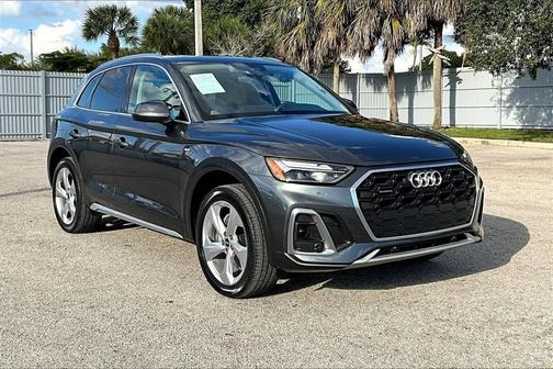 2022 Audi Q5 45 S line Premium Plus