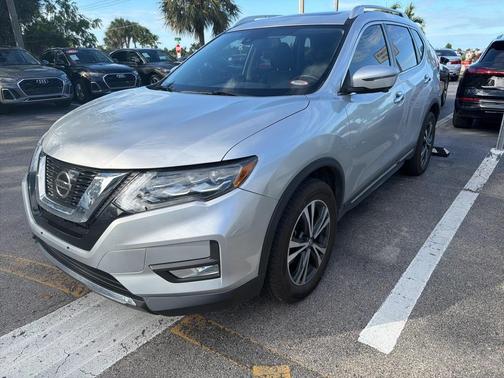 2017 Nissan Rogue SL