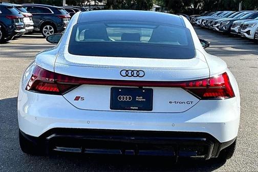 2026 Audi S e-tron GT 